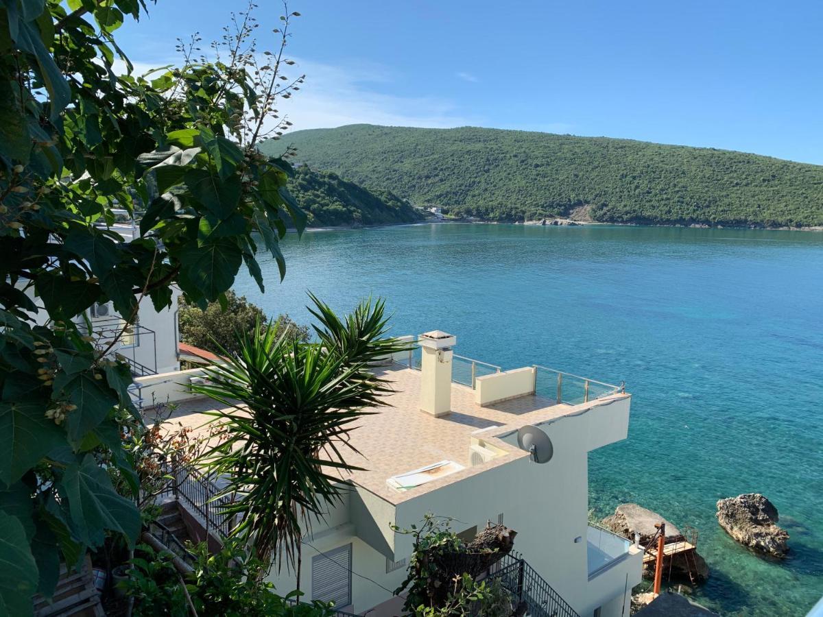 Azzure Apartment Ulcinj Esterno foto